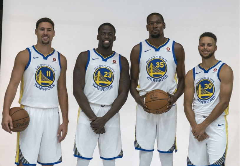 半场：阿森纳0-0水晶宫，马杜埃凯失良机，贝尼特斯屡救险（半场战报：阿森纳0-0水晶宫，马杜埃凯错失良机，贝尼特斯多次化解险情）