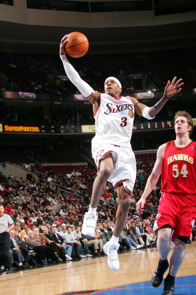 凯尔特人此役板凳球员共得到44分，其中3人得分上双（凯尔特人替补席轰下44分，三人得分上双）