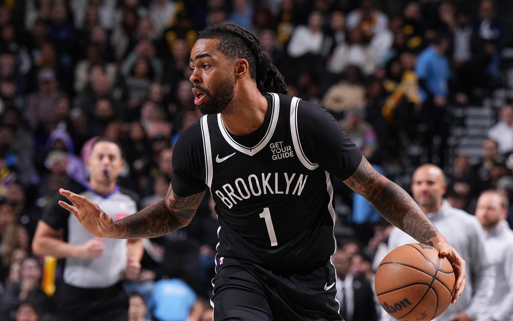 帽子戏法，莱万当选塞尔塔vs巴萨全场最佳（莱万戴帽，荣膺塞尔塔战巴萨全场最佳）