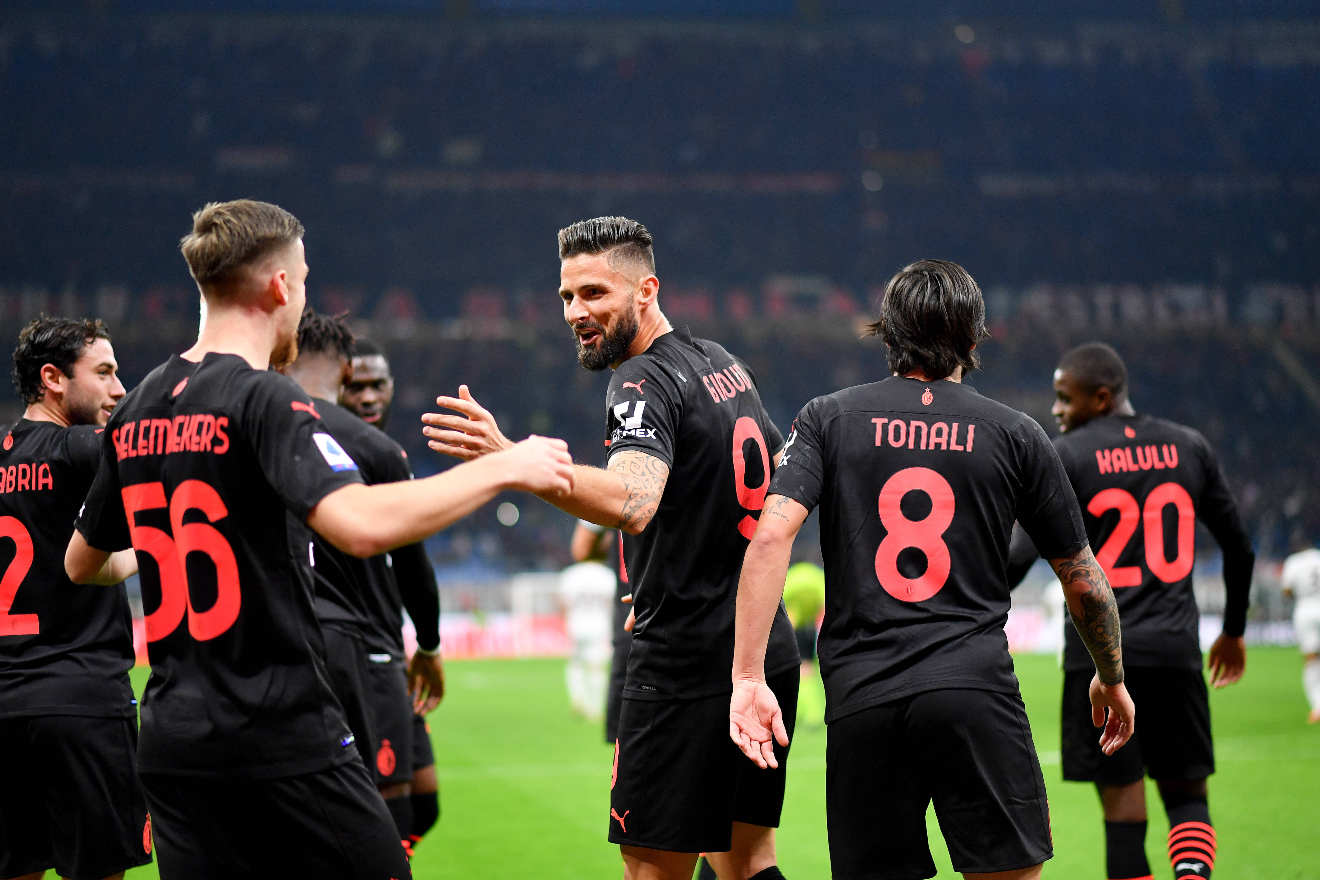 就差点名了！雷迪克赛后点出输球原因：篮板很软，让裁判左右情绪（雷迪克赛后谈败因：篮板太软，裁判情绪被左右）