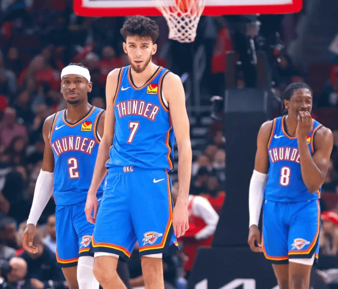 追梦的双刃剑：防守补位神速 但情绪的恢复能否跟上球队的需求？（追梦的两面性：防守回补如电，情绪调整能否赶上球队节奏？）