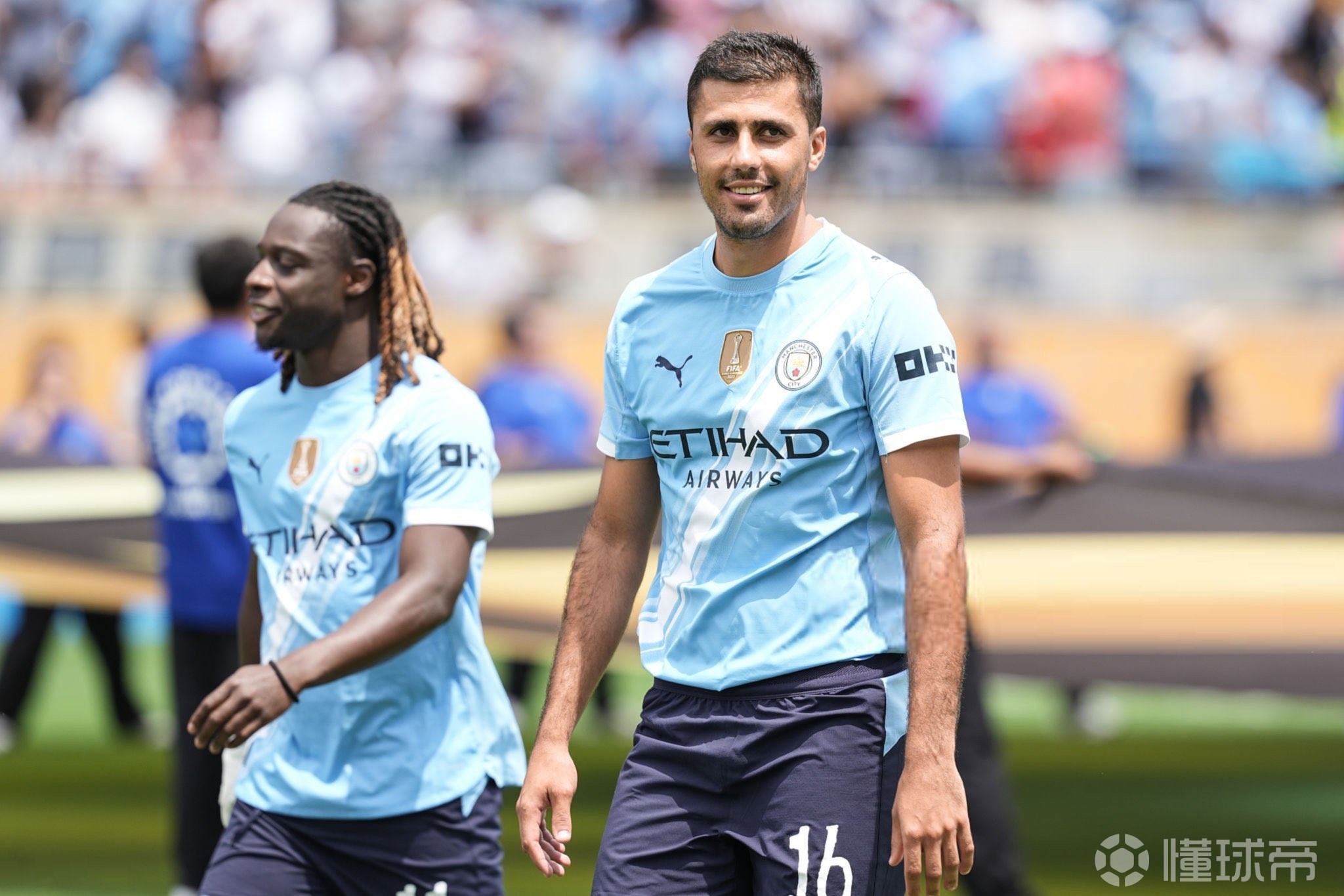 发生什么事了？利物浦0-3森林，斯洛特张着嘴一脸不可置信（利物浦0-3惨败森林，斯洛特目瞪口呆：到底怎么回事？）