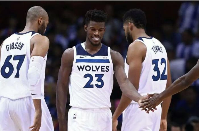 全面处于下风，本赛季西甲球队欧冠10战英超球队1胜9负（欧冠对英超10战仅1胜9负，西甲本赛季全面被压制）