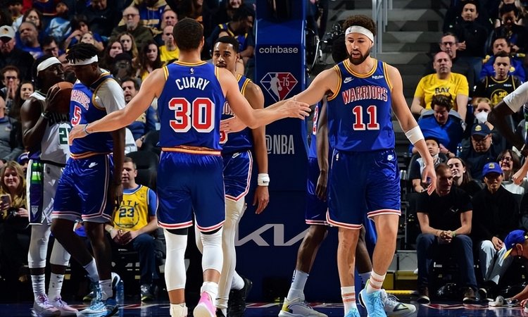 世联赛：日本女排升第3，中国女排跌至第7，意大利豪取十连胜（排球世联赛：日本女排升至第三，中国女排降至第七，意大利强势十连胜）