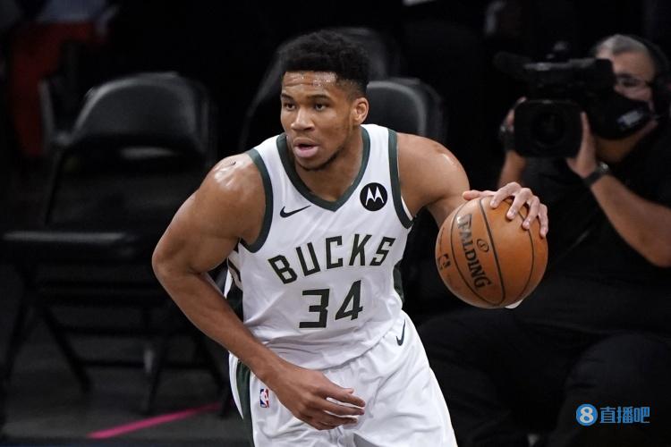 领先波兰3分+13个净胜球，荷兰基本锁定美加墨世界杯参赛席位（荷兰手握对波兰3分与13球净胜优势，几乎锁定美加墨世界杯资格）