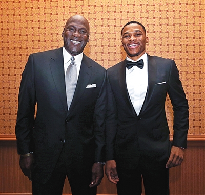 纳什维尔2-1迈阿密国际，梅西世界波，瑟里奇点射，鲍尔破门（纳什维尔2-1力克迈阿密国际：梅西奉献世界波，瑟里奇点射建功，鲍尔破门）